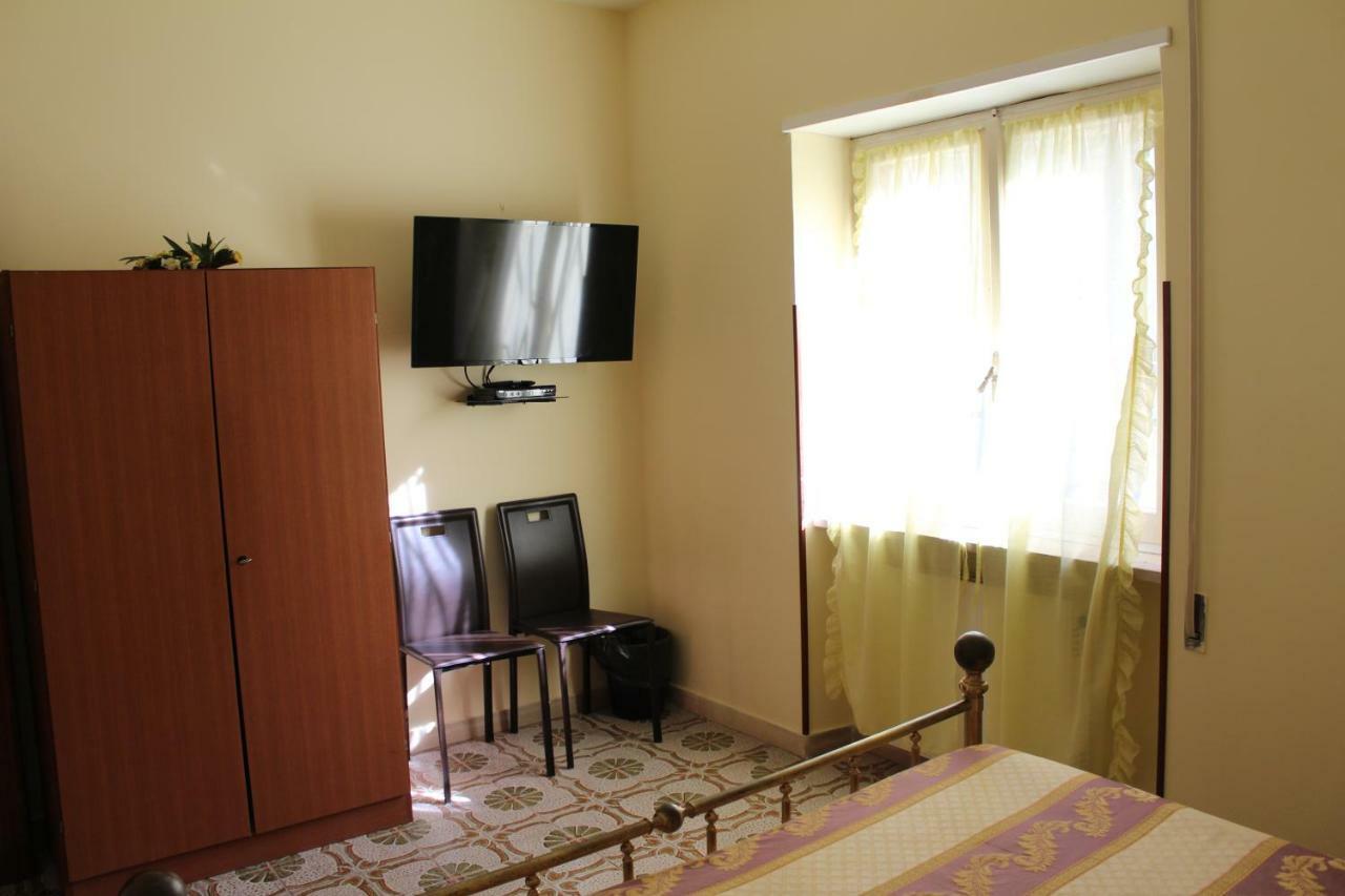 Residenzadelia Ronciglione (Viterbo) Exterior foto
